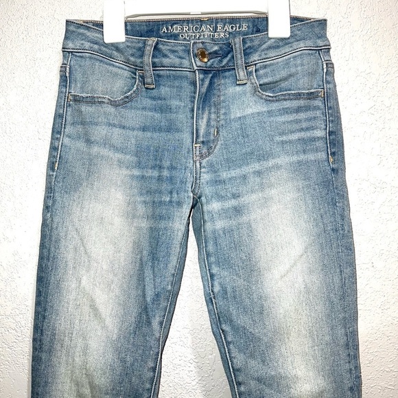American Eagle Jegging Jeans - Picture 2 of 8
